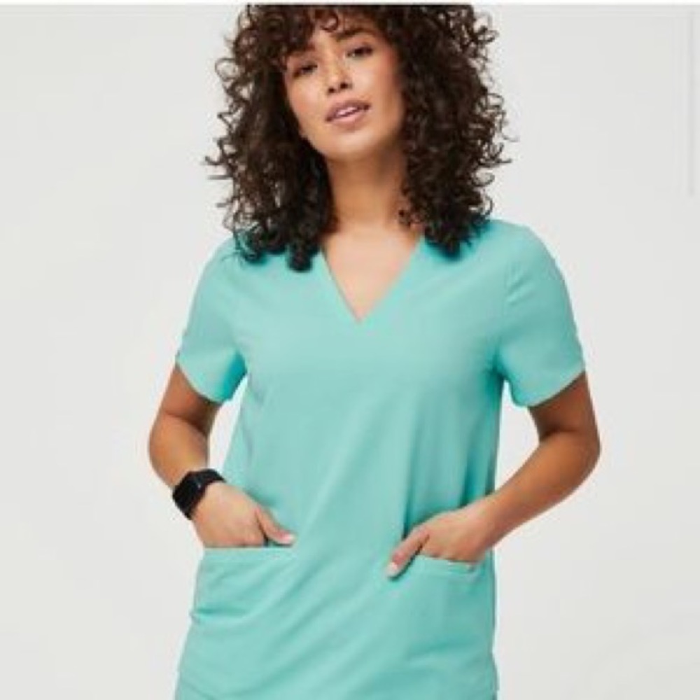 Figs Casma and Livingston Fresh Aqua